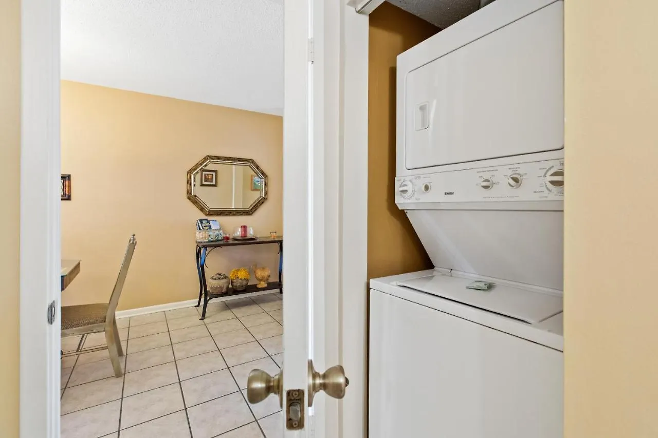 Peach Seashell Apartment Destin 0*,  United States